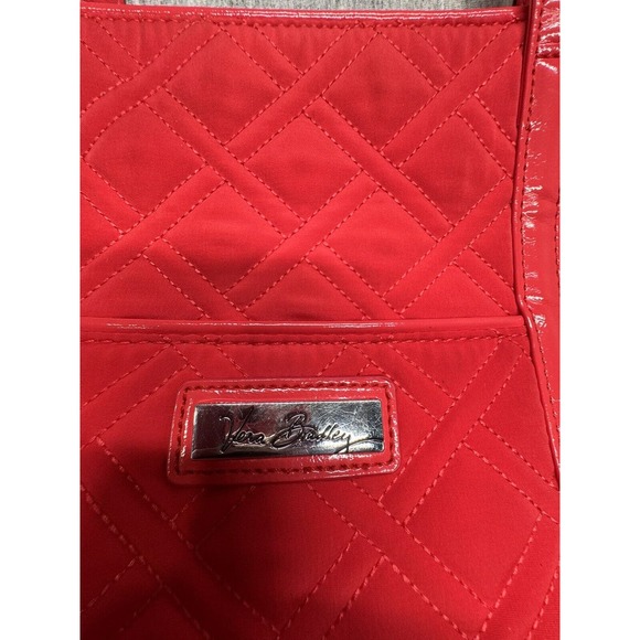 VERA BRADLEY SMALL TRIMMED VERA TOTE TANGO RED MICROFIBER RETIRED SIGNATURE - Picture 2 of 6